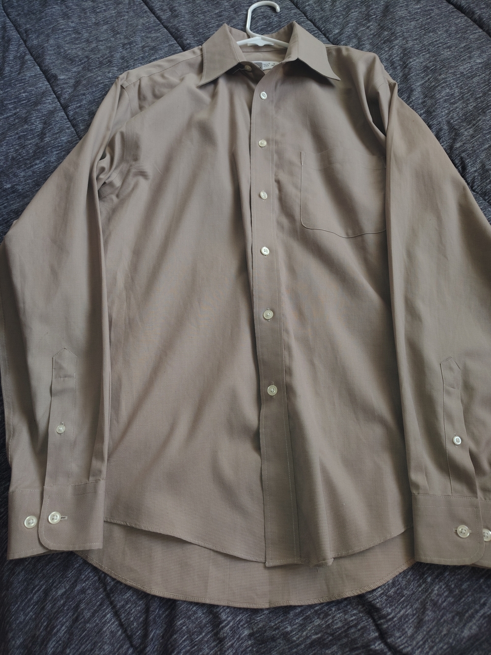 Joseph & Feiss Men's   Long-Sleeve Dress  Tan Shirt 100 % Cotton Size 34/35